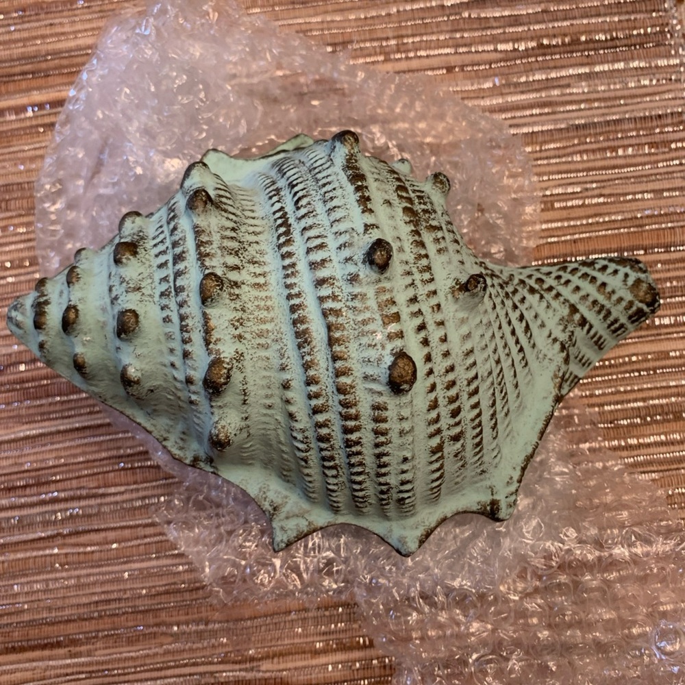 Preloved vintage conch shell ceramic fade - Picture 2 of 11